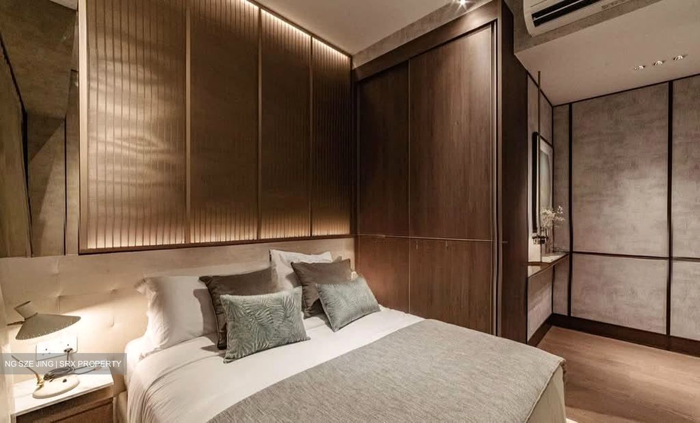 Pasir Panjang Road (D5), Condominium #540220481